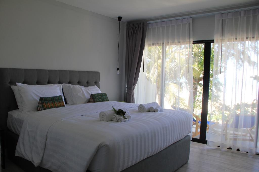 Thai Kamala Beach Front Phuket Exterior photo